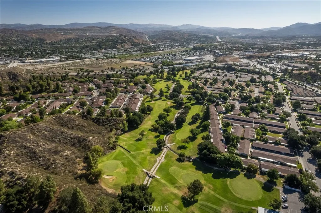 26751 Winsome Circle, Newhall, California 91321 home-pic-31